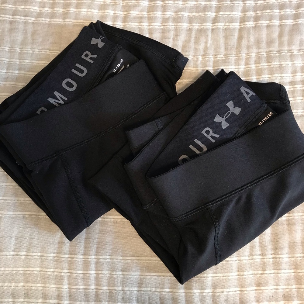 Under Armor Cropped Leggings - Set of 2